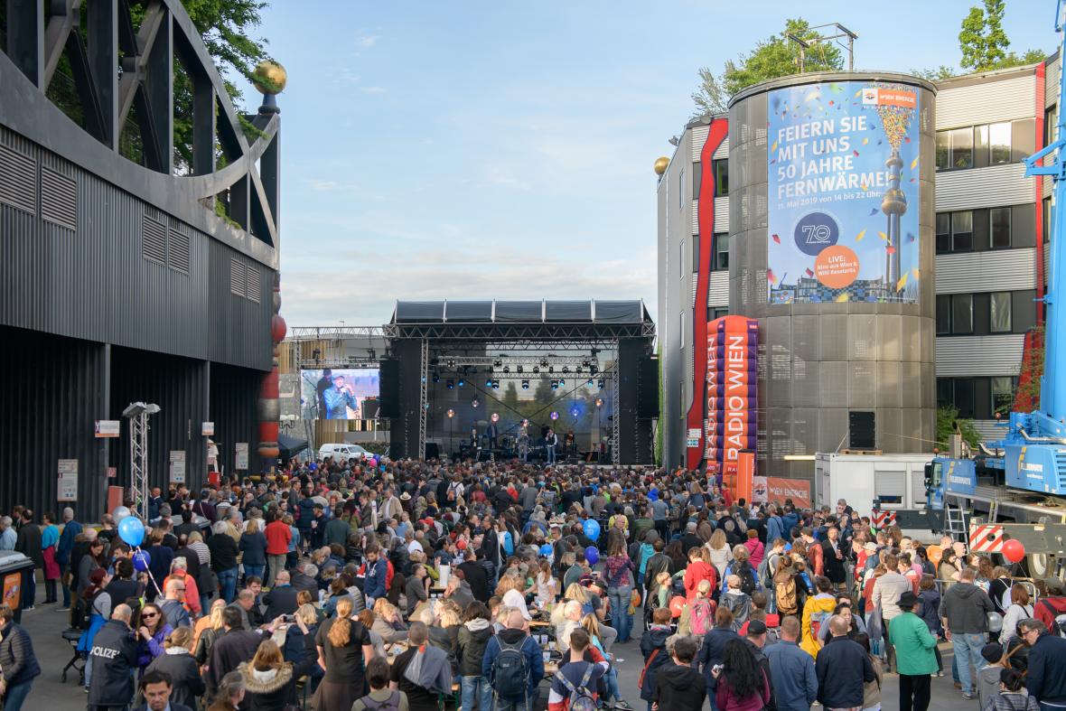 Bühne beim Zukunftsfest der Wiener Stadtwerke 11. Mai 2019